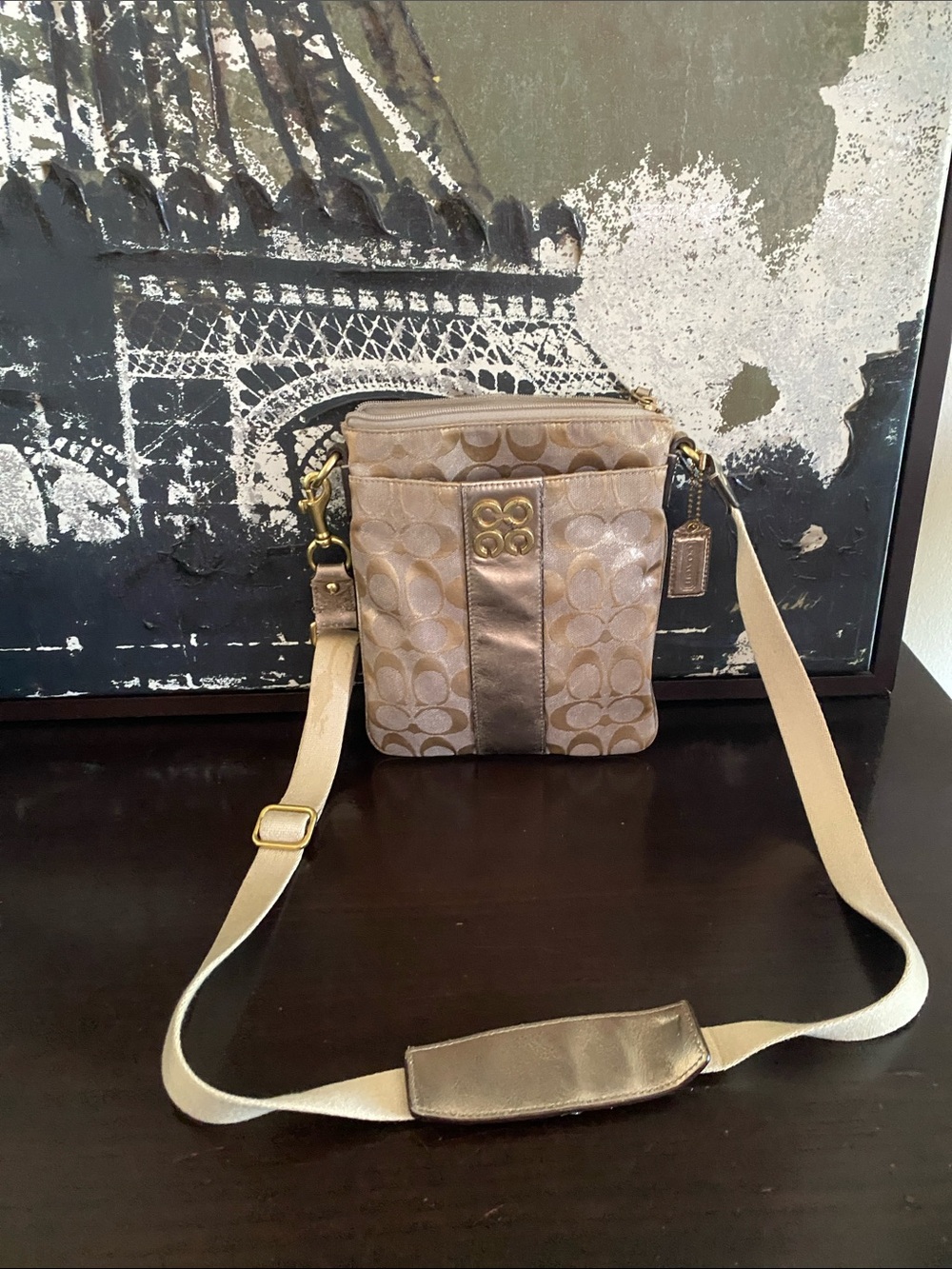 Authentic Coach Gold/Tan Signature Canvas Messenger Crossbody